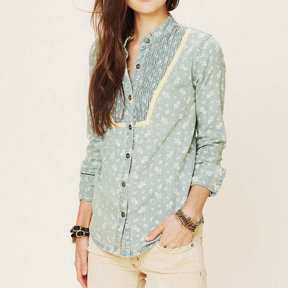 Free People Tops - NWT Free People Printed Chambray Button Down Shirt